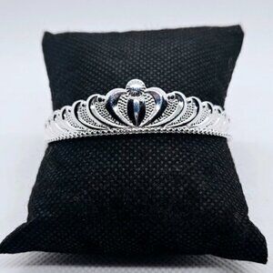 Silver Tone Adjustable Crown  Style Bracelet NWT